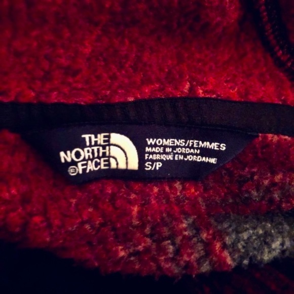 THE NORTH FACE Crescent Rumba Red Ombré Plaid Toggle Hoodie size S - Picture 10 of 10